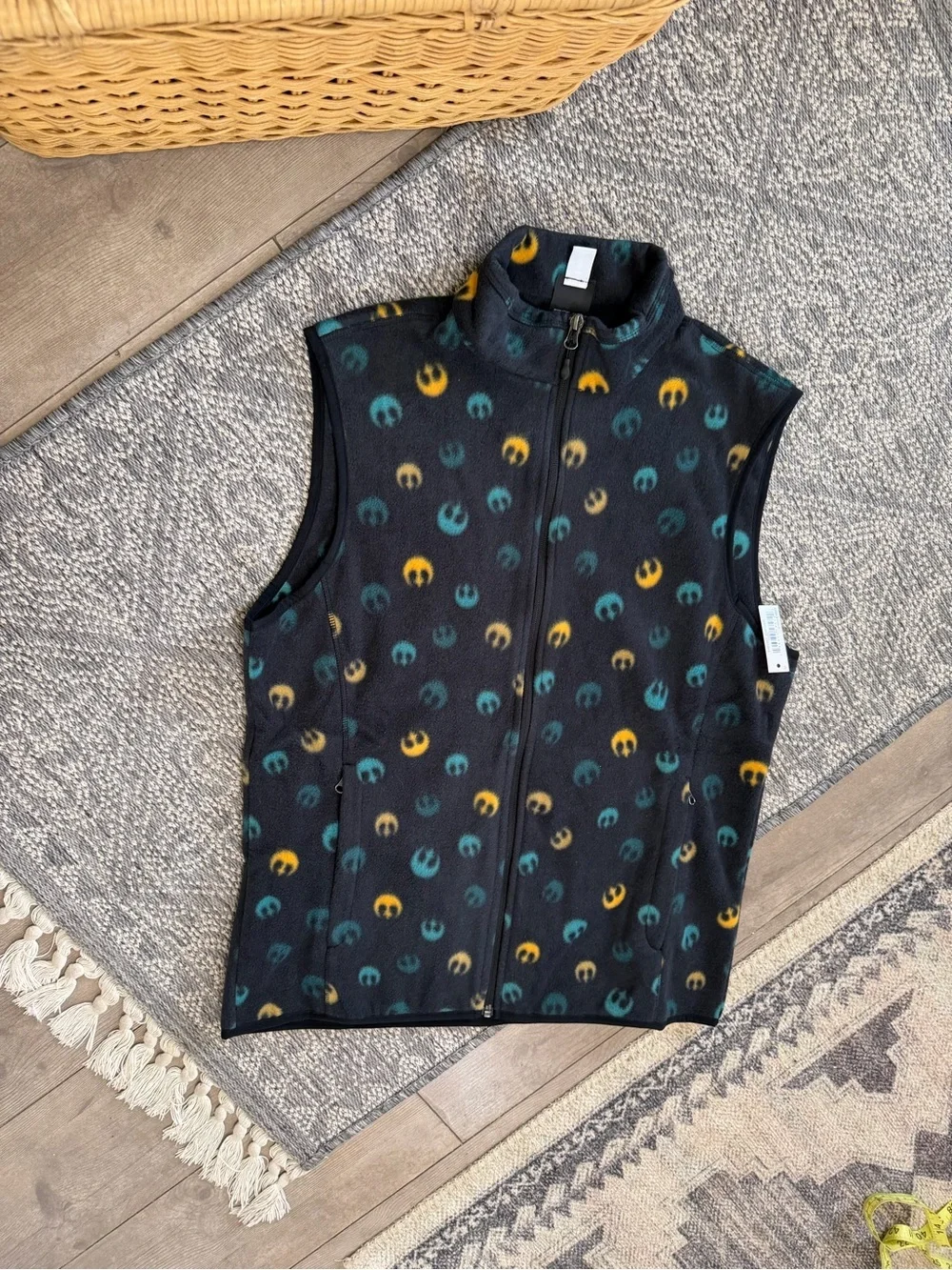 New Disney Star Wars Rebel Polar Fleece Zip Vest Adult Size Medium Allover Logo